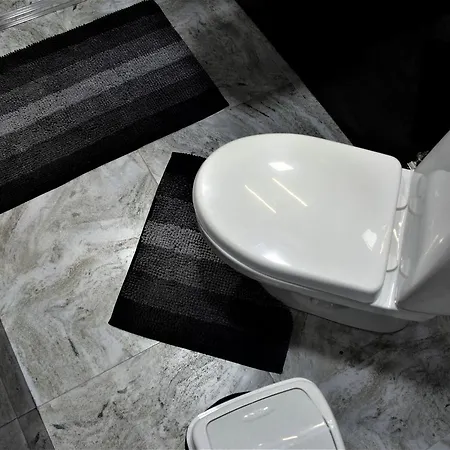 Adele Apartment