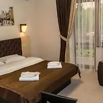 Apartament Adele Mizhhirya (Transcarpathia)